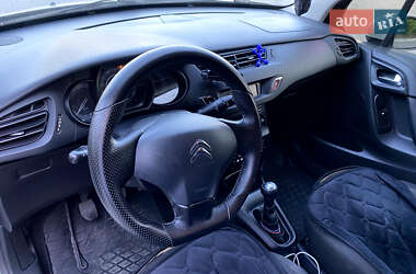 Хэтчбек Citroen C3 2010 в 