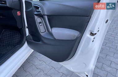 Хэтчбек Citroen C3 2010 в 