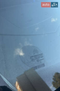 Хэтчбек Citroen C3 2010 в 