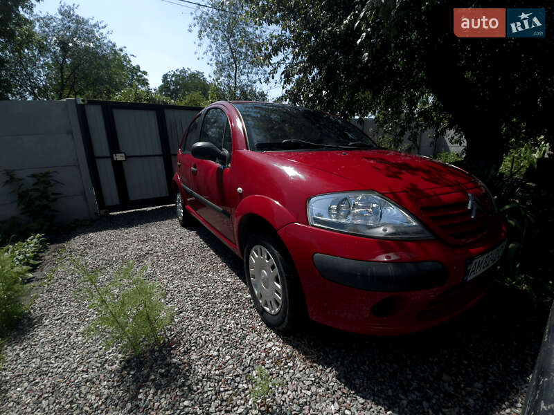 Хэтчбек Citroen C3 2007 в Глевахе