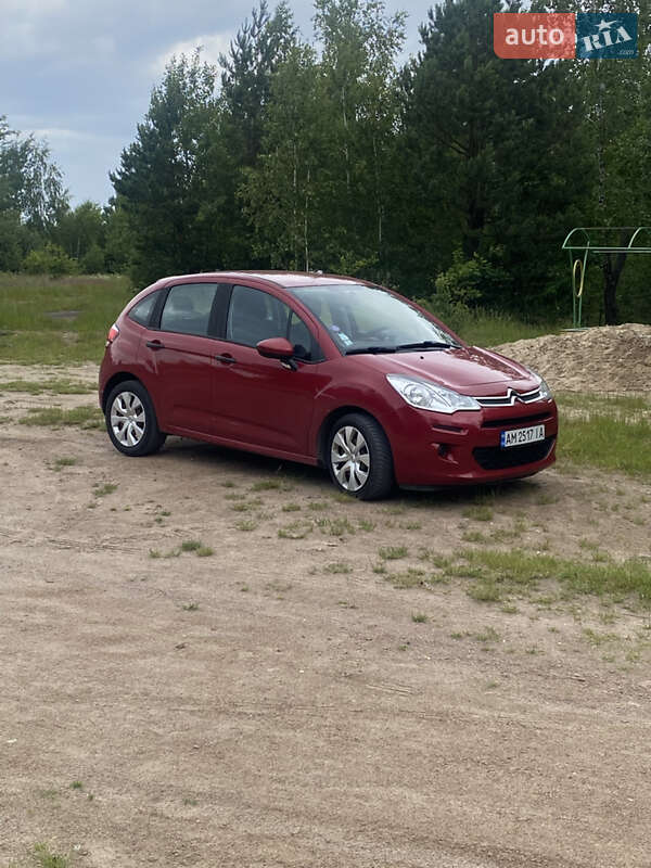 Хэтчбек Citroen C3 2015 в Коростене