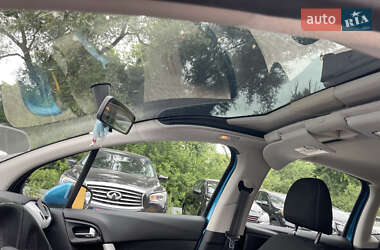 Хэтчбек Citroen C3 2010 в 