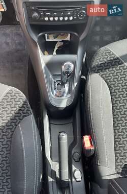 Хэтчбек Citroen C3 2011 в 