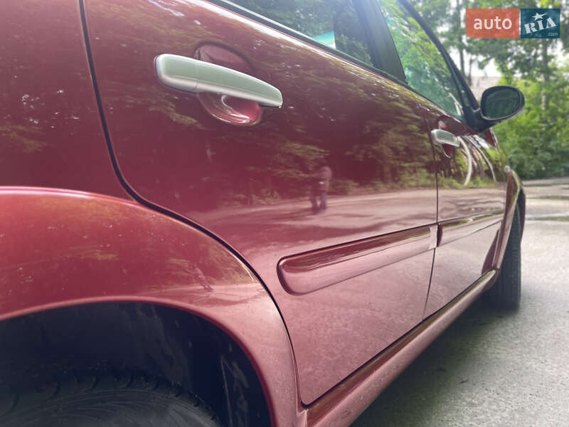 Хэтчбек Citroen C3 2003 в Виннице