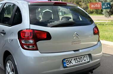 Хэтчбек Citroen C3 2010 в 