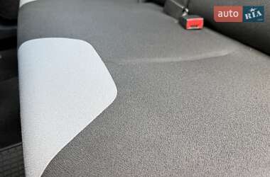 Хэтчбек Citroen C3 2010 в 
