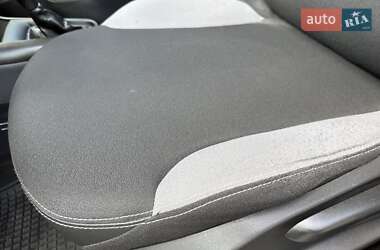 Хэтчбек Citroen C3 2010 в 