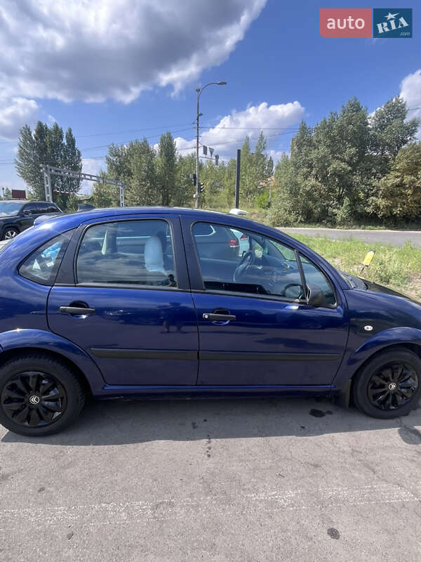 Хэтчбек Citroen C3 2007 в Киеве