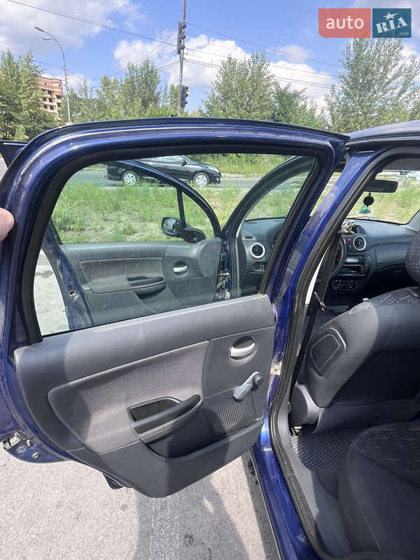 Хэтчбек Citroen C3 2007 в Киеве
