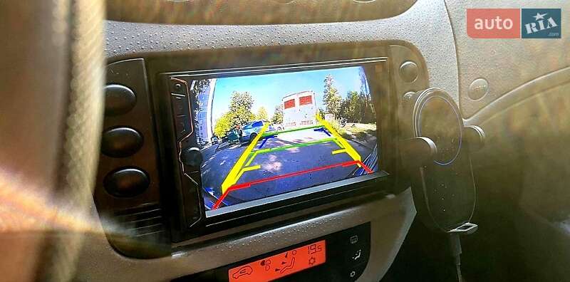 Хэтчбек Citroen C3 2003 в Запорожье