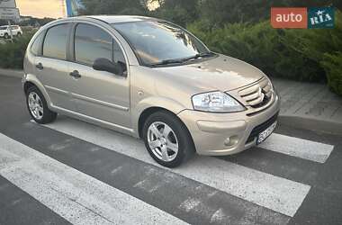 Хэтчбек Citroen C3 2008 в 