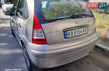 Хэтчбек Citroen C3 2005 в 