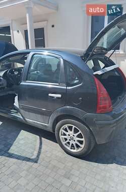 Хэтчбек Citroen C3 2005 в 