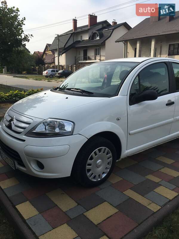 Хэтчбек Citroen C3 2009 в Львове