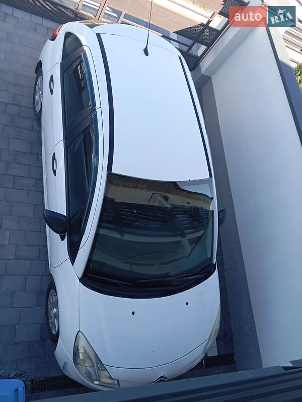 Хэтчбек Citroen C3 2012 в Ужгороде