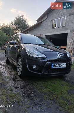 Хэтчбек Citroen C3 2009 в 