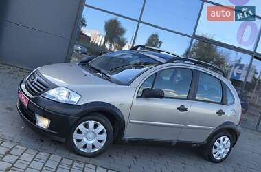 Хэтчбек Citroen C3 2005 в 