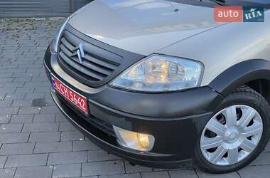 Хэтчбек Citroen C3 2005 в 