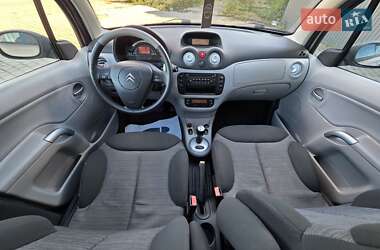 Хэтчбек Citroen C3 2005 в 