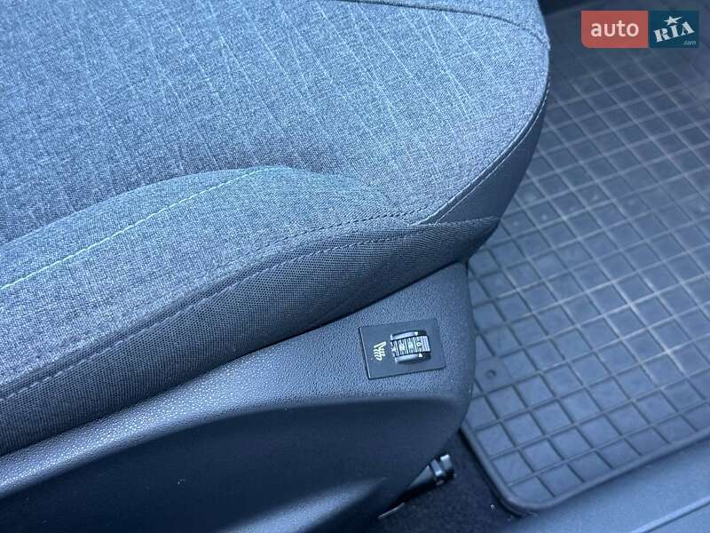 Хетчбек Citroen C3 2015 в Рівному фото 55 Хетчбек Citroen C3 2015 в Рівному