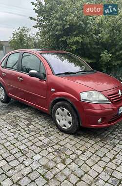 Хэтчбек Citroen C3 2003 в 