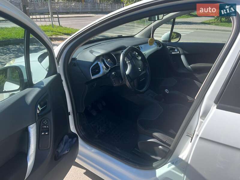 Хетчбек Citroen C3 2011 в Івано-Франківську