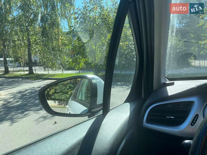 Хетчбек Citroen C3 2011 в Івано-Франківську