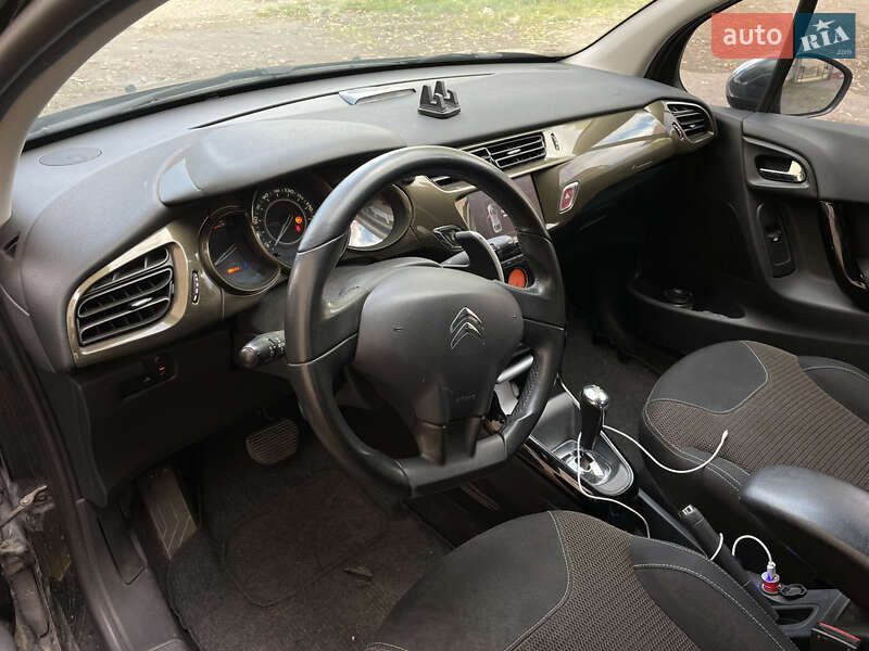 Хэтчбек Citroen C3 2012 в Ивано-Франковске фото 6 Хэтчбек Citroen C3 2012 в Ивано-Франковске
