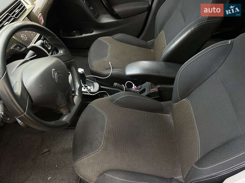 Хэтчбек Citroen C3 2012 в Ивано-Франковске фото 7 Хэтчбек Citroen C3 2012 в Ивано-Франковске