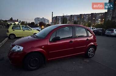 Хэтчбек Citroen C3 2004 в  Хэтчбек Citroen C3 2004 в