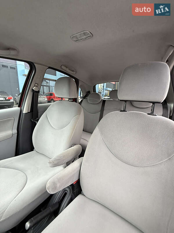 Хэтчбек Citroen C3 2007 в Софиевской Борщаговке фото 15 Хэтчбек Citroen C3 2007 в Софиевской Борщаговке