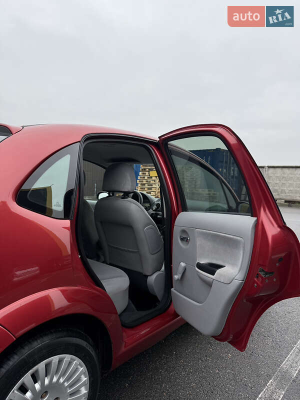 Хэтчбек Citroen C3 2007 в Софиевской Борщаговке фото 22 Хэтчбек Citroen C3 2007 в Софиевской Борщаговке