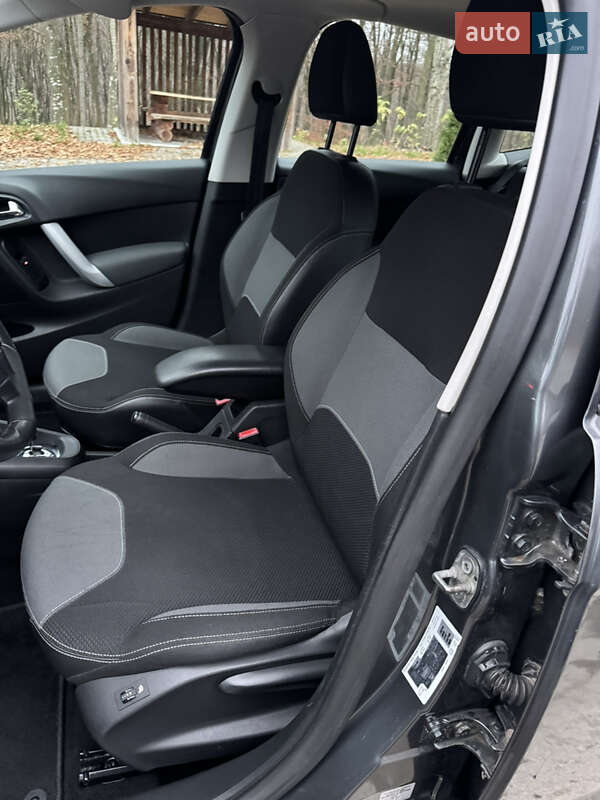 Хэтчбек Citroen C3 2012 в Бережанах