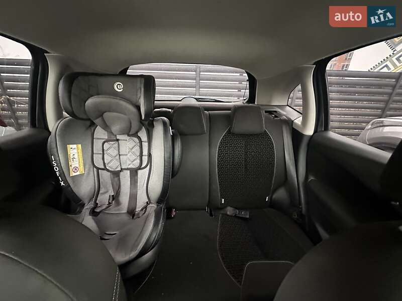 Хетчбек Citroen C3 2011 в Івано-Франківську