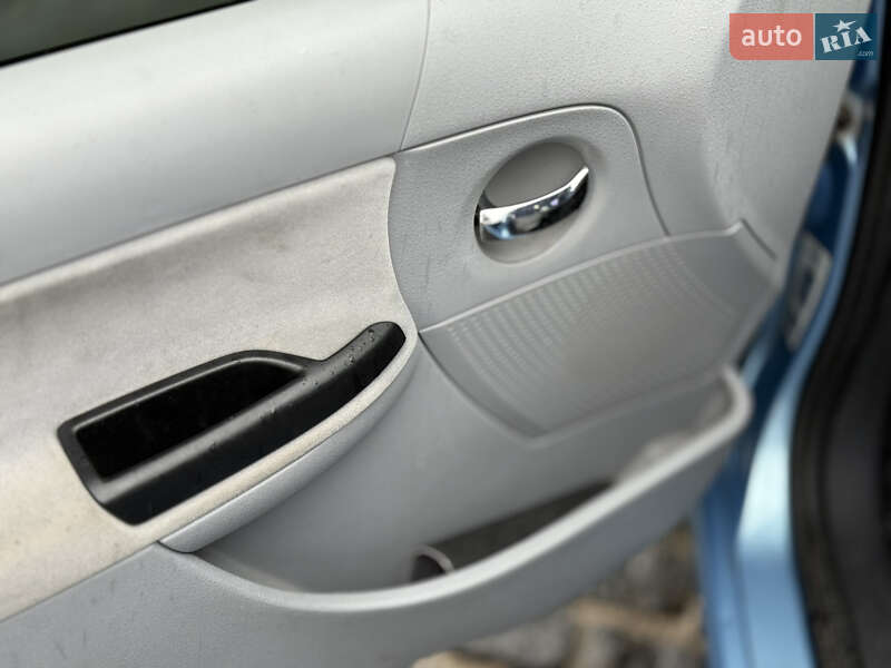 Хэтчбек Citroen C3 2006 в Харькове фото 22 Хэтчбек Citroen C3 2006 в Харькове