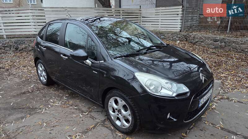 Хэтчбек Citroen C3 2011 в Киеве