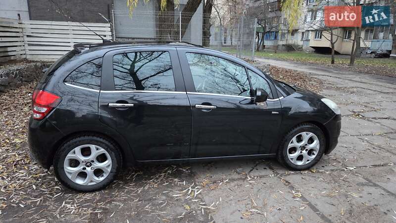 Хэтчбек Citroen C3 2011 в Киеве