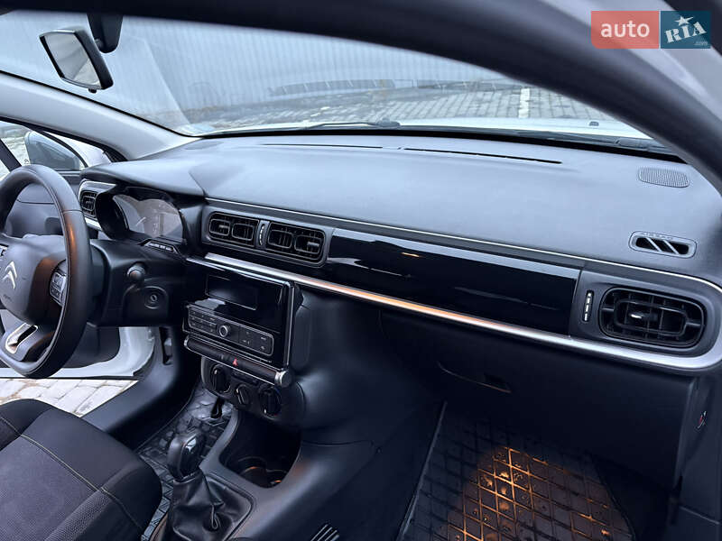 Хэтчбек Citroen C3 2017 в Горишних Плавнях