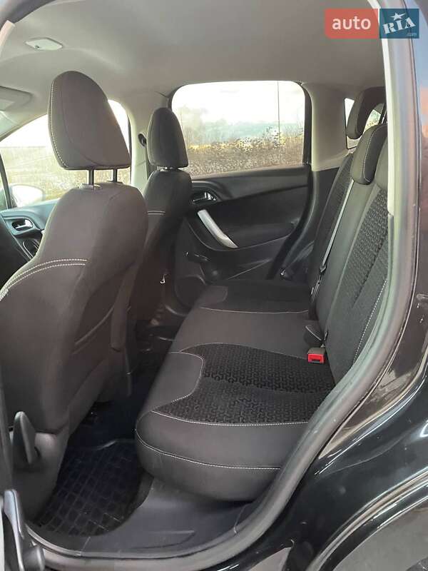 Хэтчбек Citroen C3 2010 в Звягеле