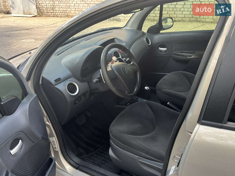 Хэтчбек Citroen C3 2008 в Запорожье