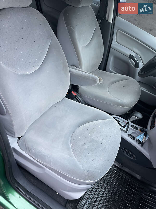 Хэтчбек Citroen C3 2003 в Валках фото 16 Хэтчбек Citroen C3 2003 в Валках