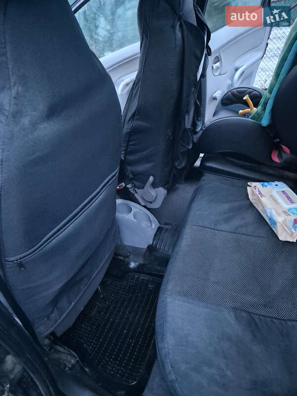 Хетчбек Citroen C3 2004 в Черкасах