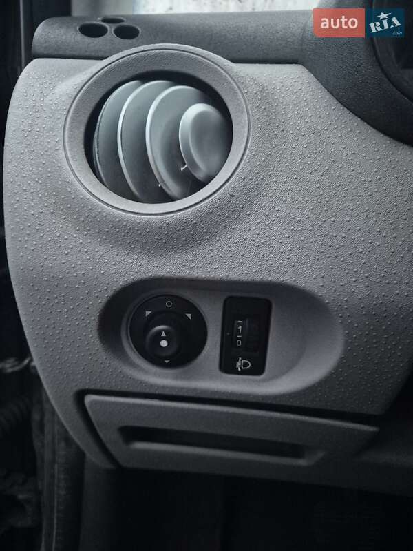 Хетчбек Citroen C3 2004 в Черкасах