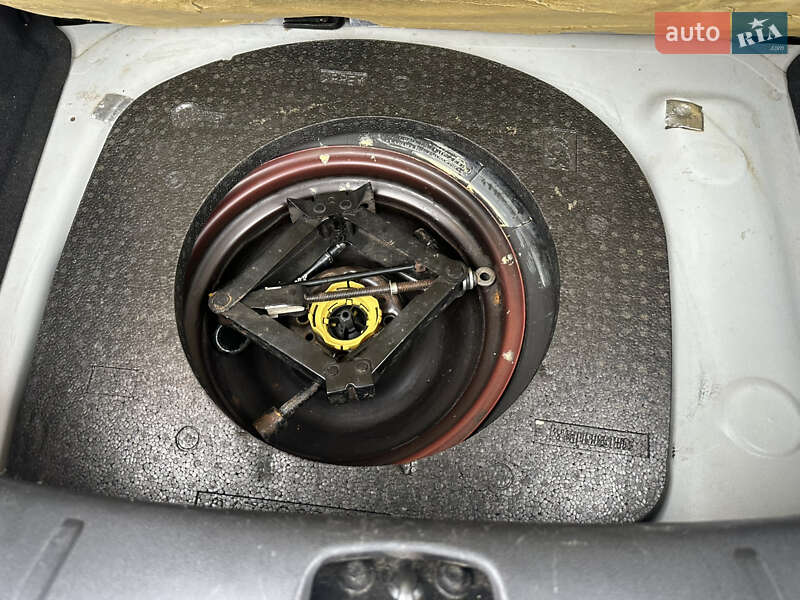 Хэтчбек Citroen C3 2015 в Ивано-Франковске фото 18 Хэтчбек Citroen C3 2015 в Ивано-Франковске