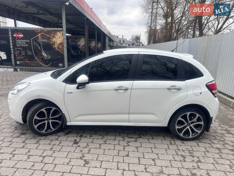 Хэтчбек Citroen C3 2015 в Львове