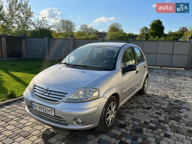 Хэтчбек Citroen C3 2003 в Киеве фото 5 Хэтчбек Citroen C3 2003 в Киеве