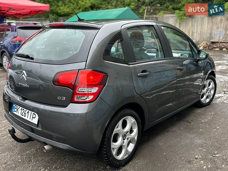 Хэтчбек Citroen C3 2012 в Киеве