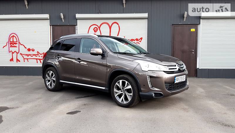 Позашляховик / Кросовер Citroen C4 Aircross 2012 в Києві