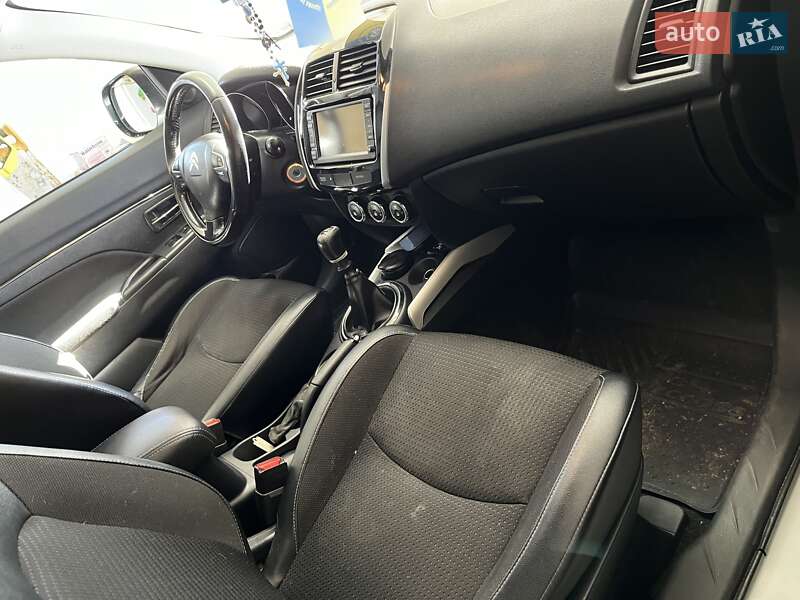 Позашляховик / Кросовер Citroen C4 Aircross 2013 в Самборі фото 12 Позашляховик / Кросовер Citroen C4 Aircross 2013 в Самборі