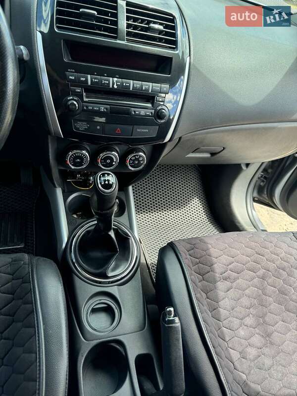 Внедорожник / Кроссовер Citroen C4 Aircross 2012 в Вознесенске